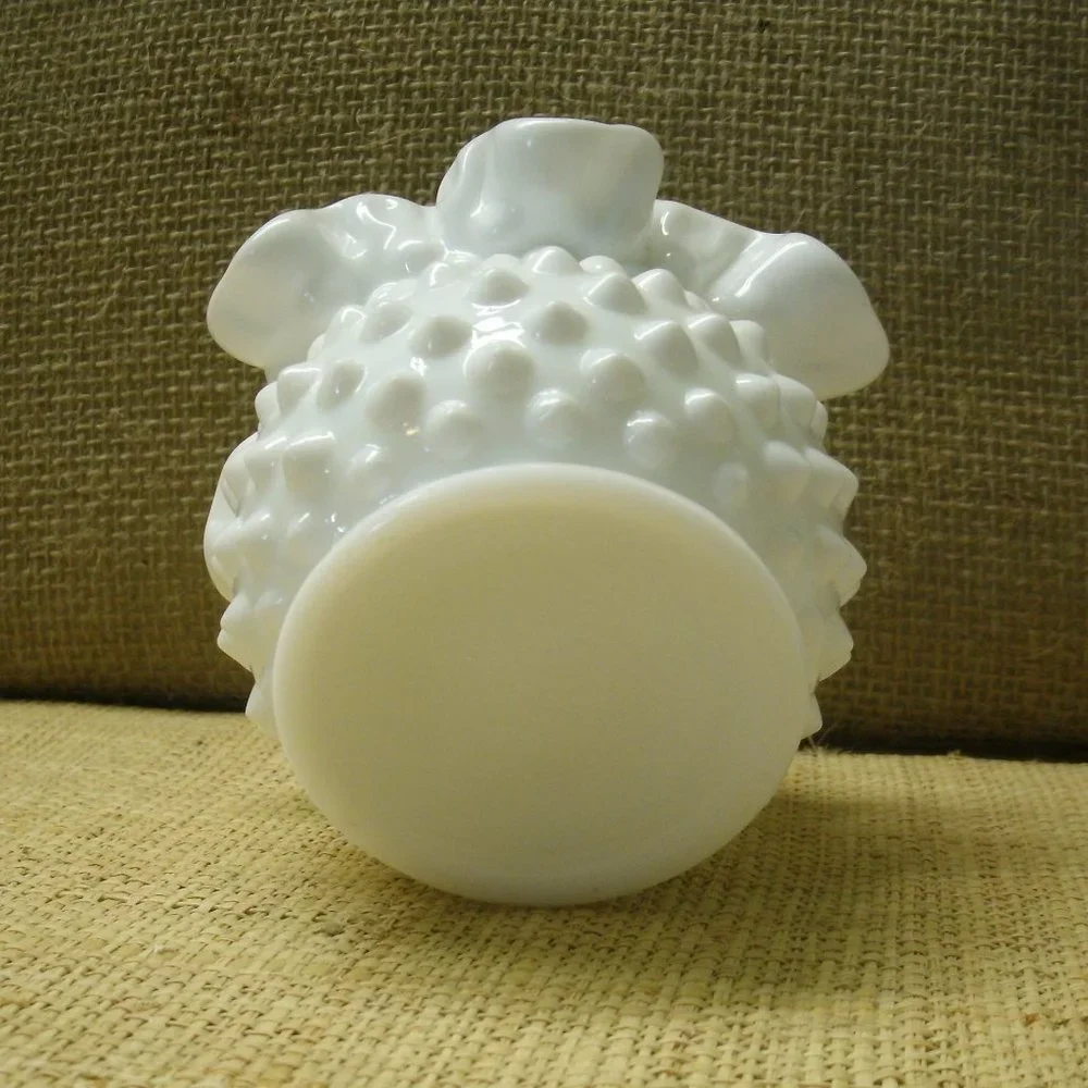 Fenton vintage hobnail